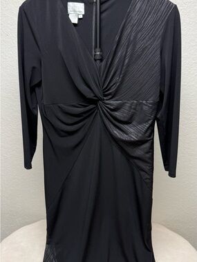 Donna Morgan Black Twist-Front Long Sleeve Midi Dress
